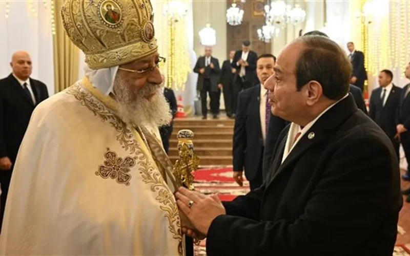 السيسي يطمئن على صحة البابا تواضروس الثاني السبت